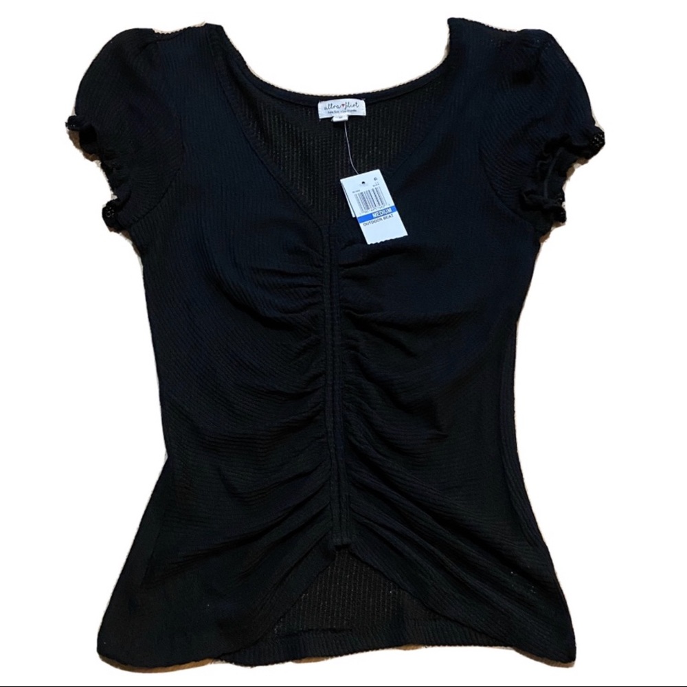 2/$15 🖤 BRAND NEW ✨ Black top